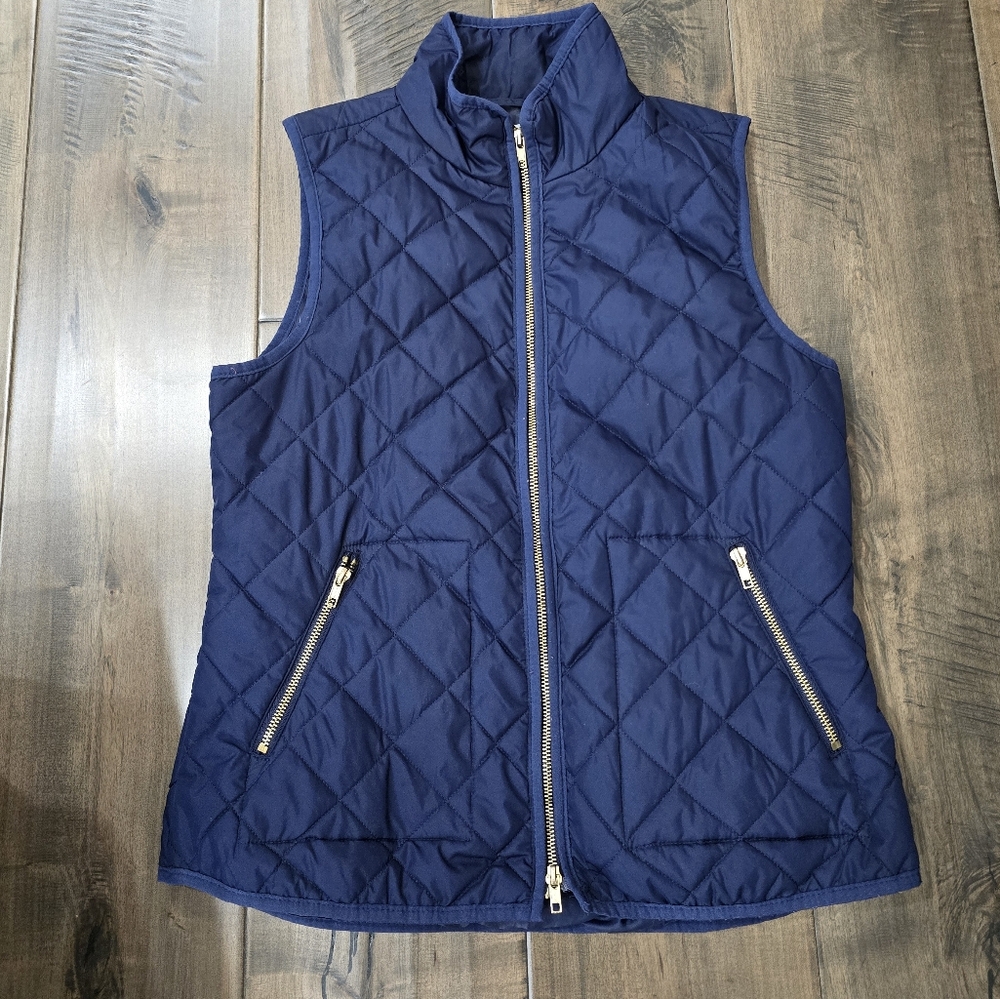 Quilted Navy Vest with Zipper Pockets